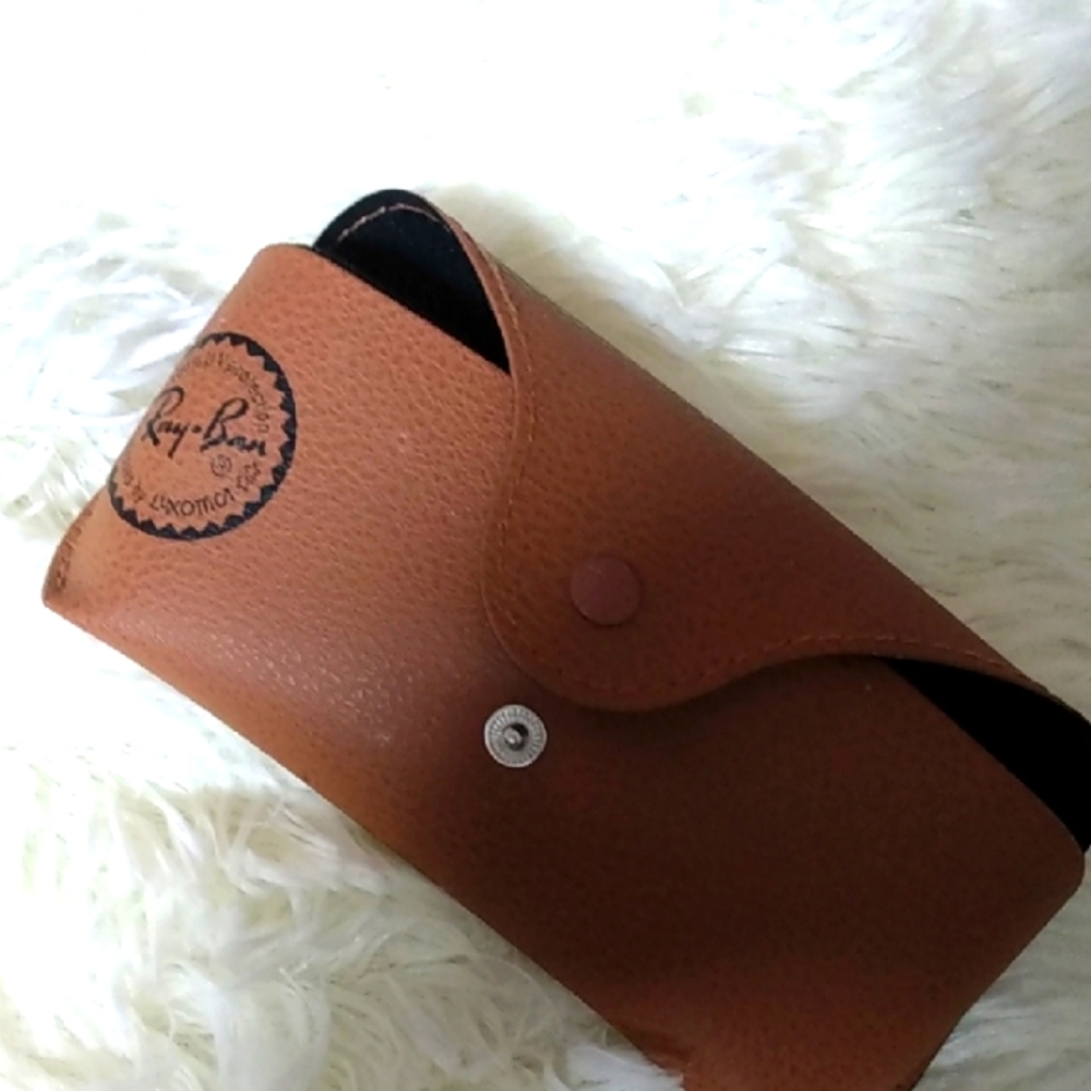 Ray-Ban Brown Leather Glasses Case